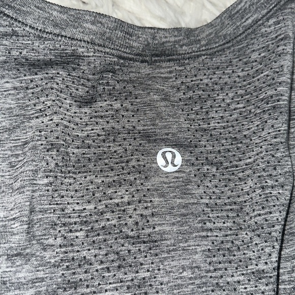 Lululemon Swiftly Breeze Tank Slate / White - Picture 5 of 6